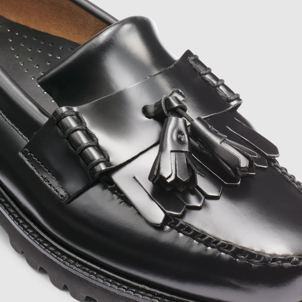 G.H Bass Layton Lug Loafer | Black LEO BOUTIQUE