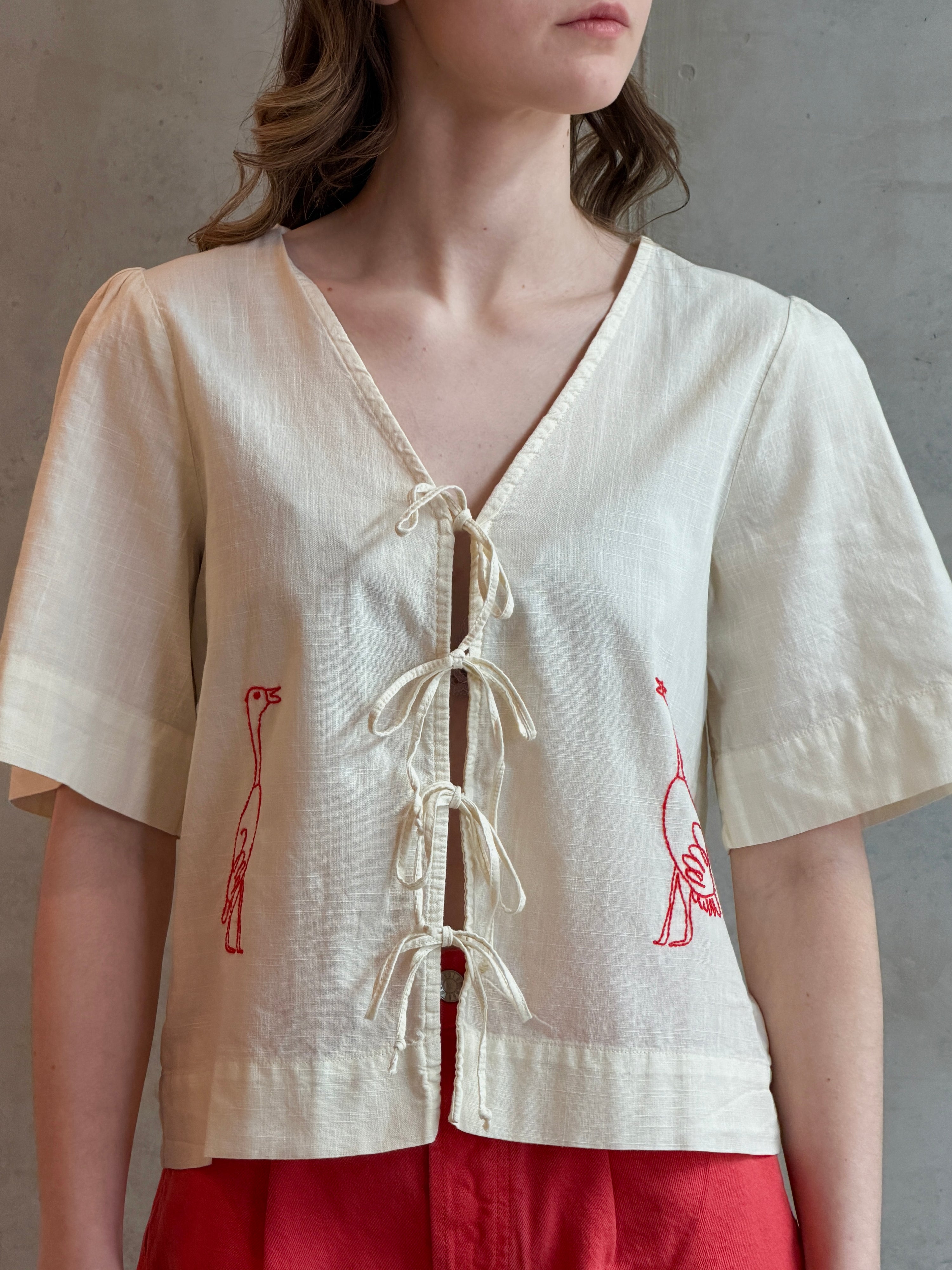 LEO BOUTIQUE Embroidery Tied Blouse | Ecru BOBO CHOSES