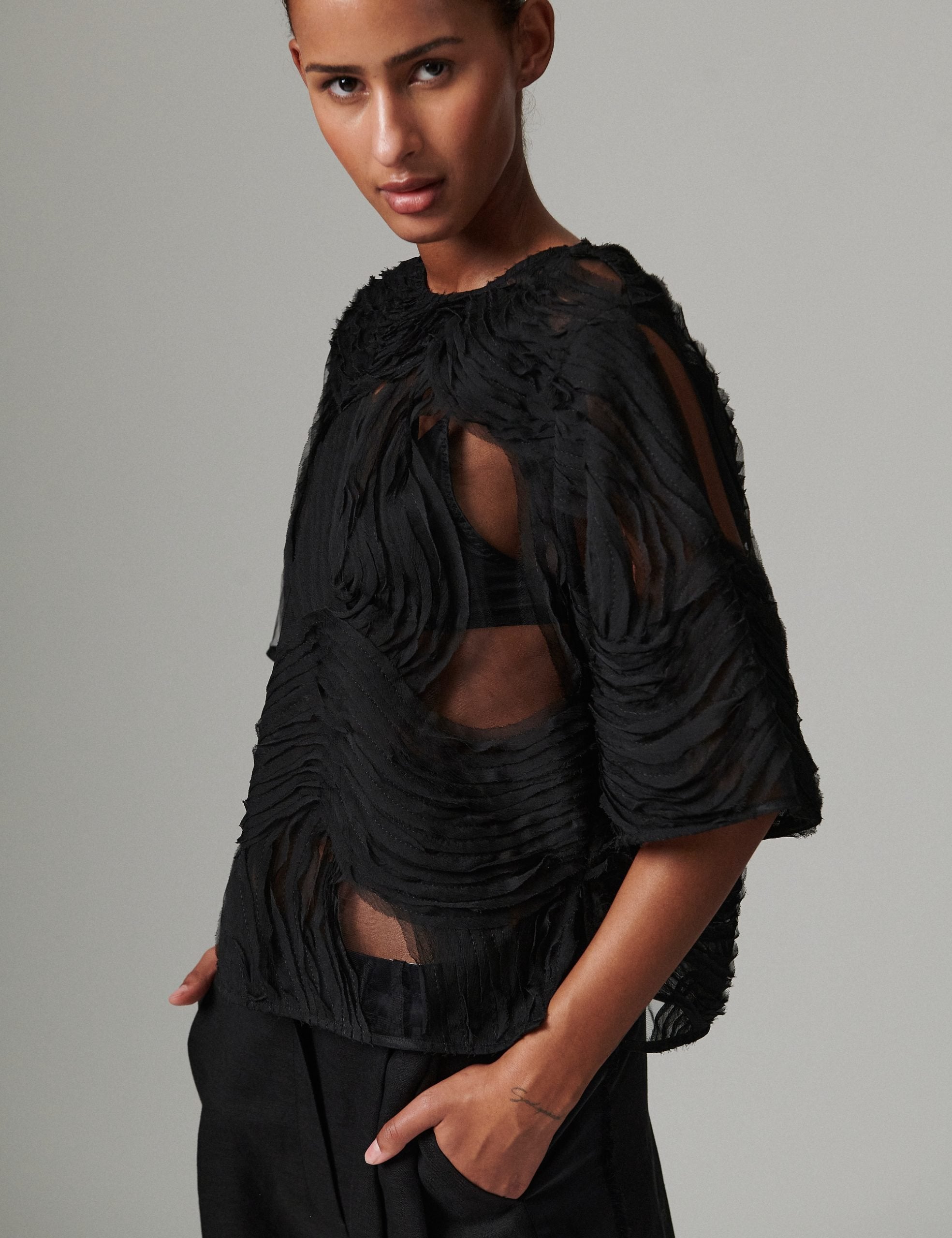 LEO BOUTIQUE Tatiana Crochet Lace Top Black DAY birger et mikkelsen