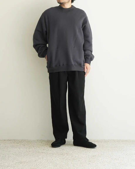 STILL BY HAND Deep Tucked Pressed Pants | Black Navy LEO BOUTIQUE