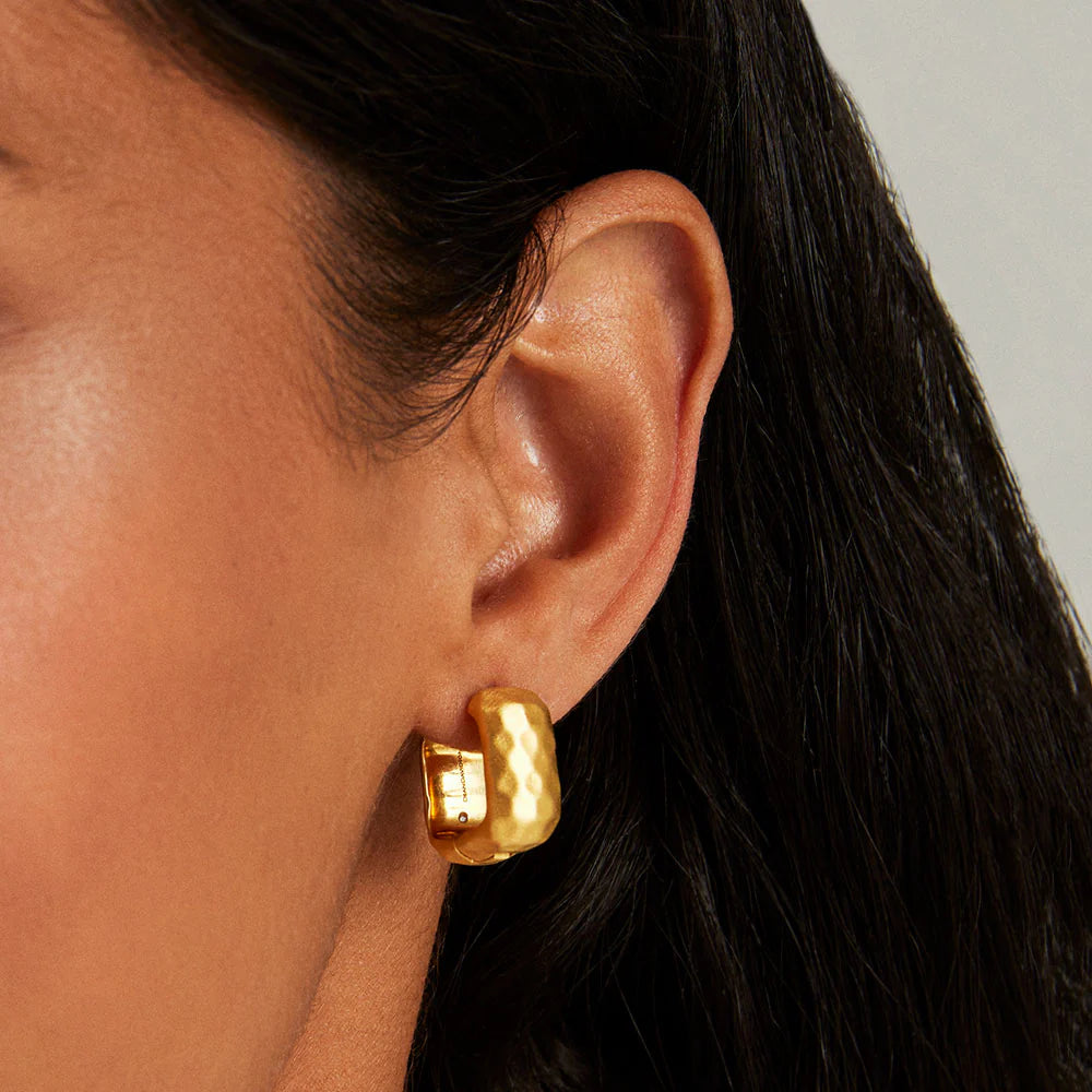 DEAN DAVIDSON Nomad Square Huggie Hoops | Gold E763-G LEO BOUTIQUE