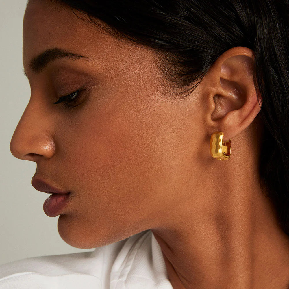 DEAN DAVIDSON Nomad Square Huggie Hoops | Gold E763-G LEO BOUTIQUE