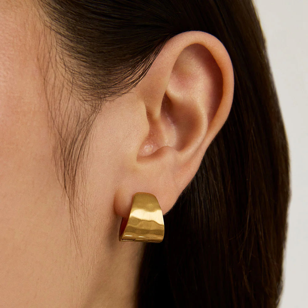 DEAN DAVIDSON Mara Huggie Hoops | Gold LEO BOUTIQUE