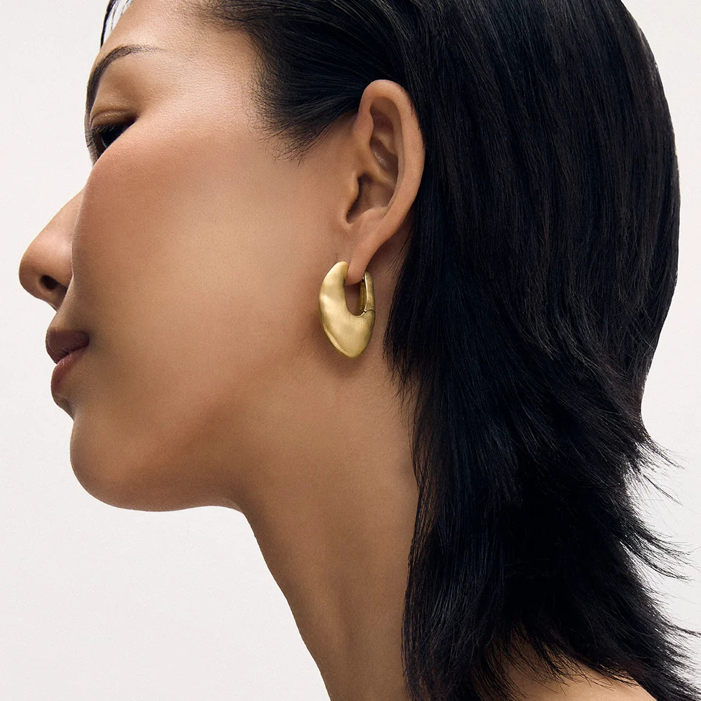 LEO BOUTIQUE Sierra Hinged Hoop Earrings | Gold E1214-G DEAN DAVIDSON