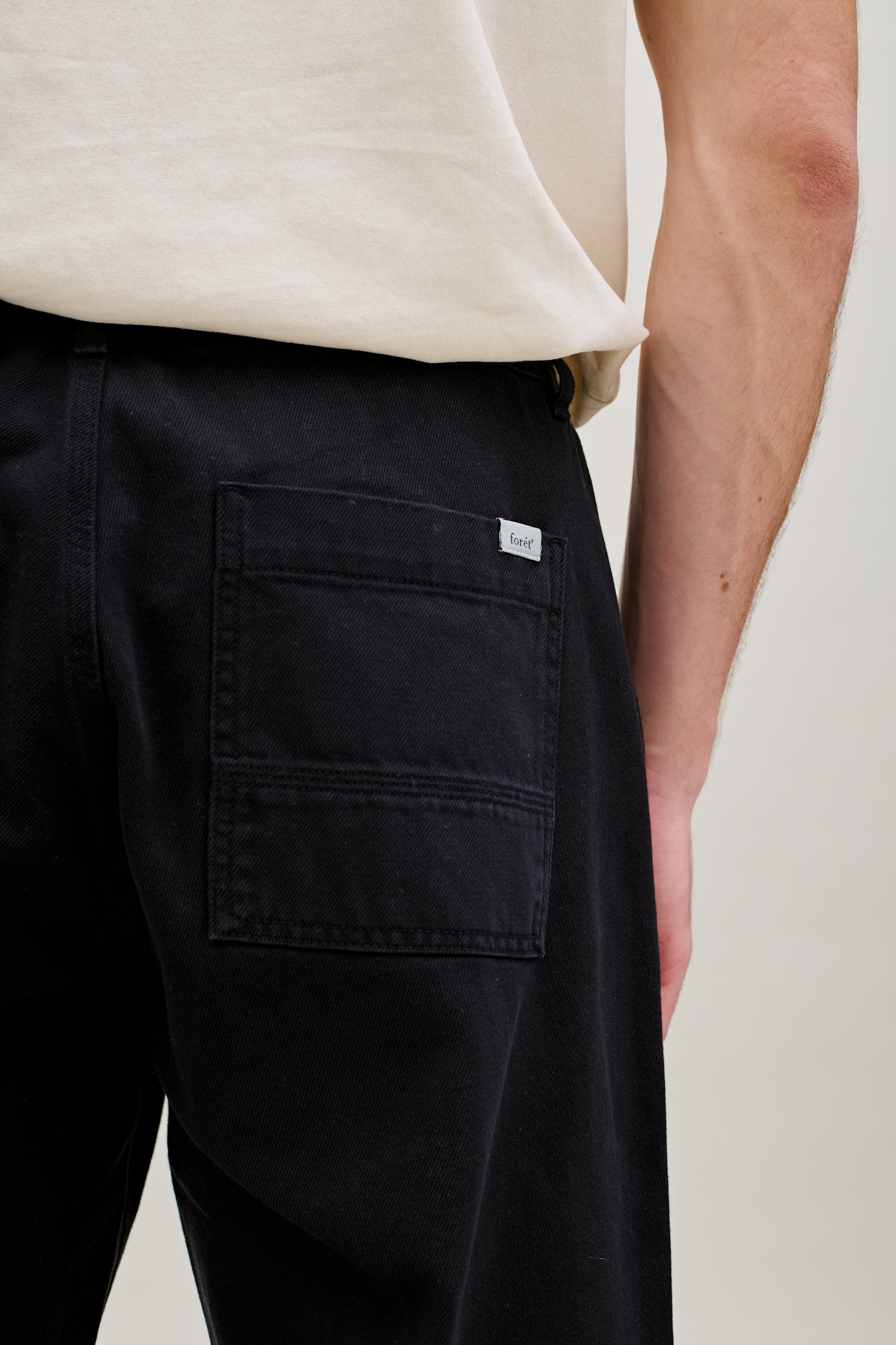 FORÉT Clay Twill Pant | Black LEO BOUTIQUE 