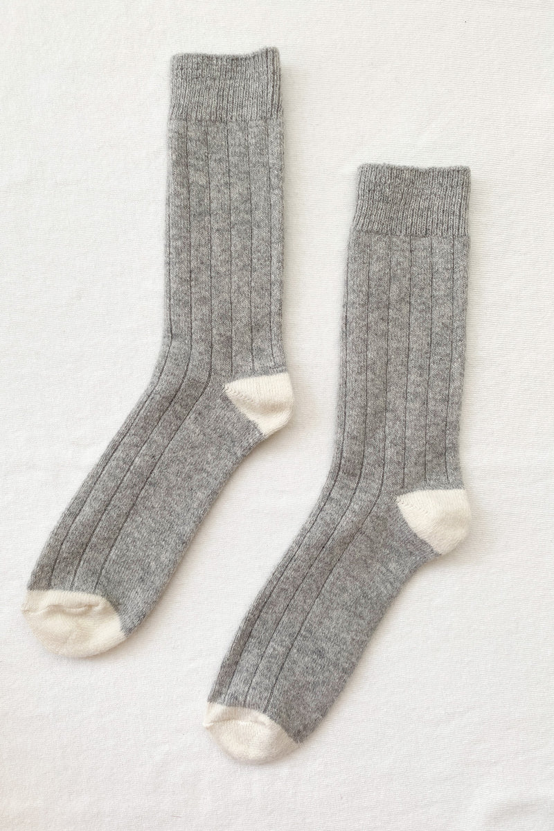 LEO BOUTIQUE Extended Cashmere Classic Socks | Grey Melange LE BON SHOP