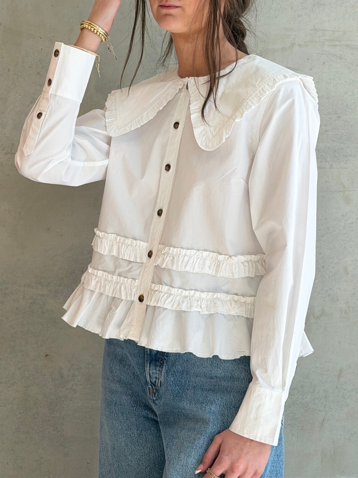 LEO BOUTIQUE Stretch Cotton Shirt w/ Frills | Snow White GANNI