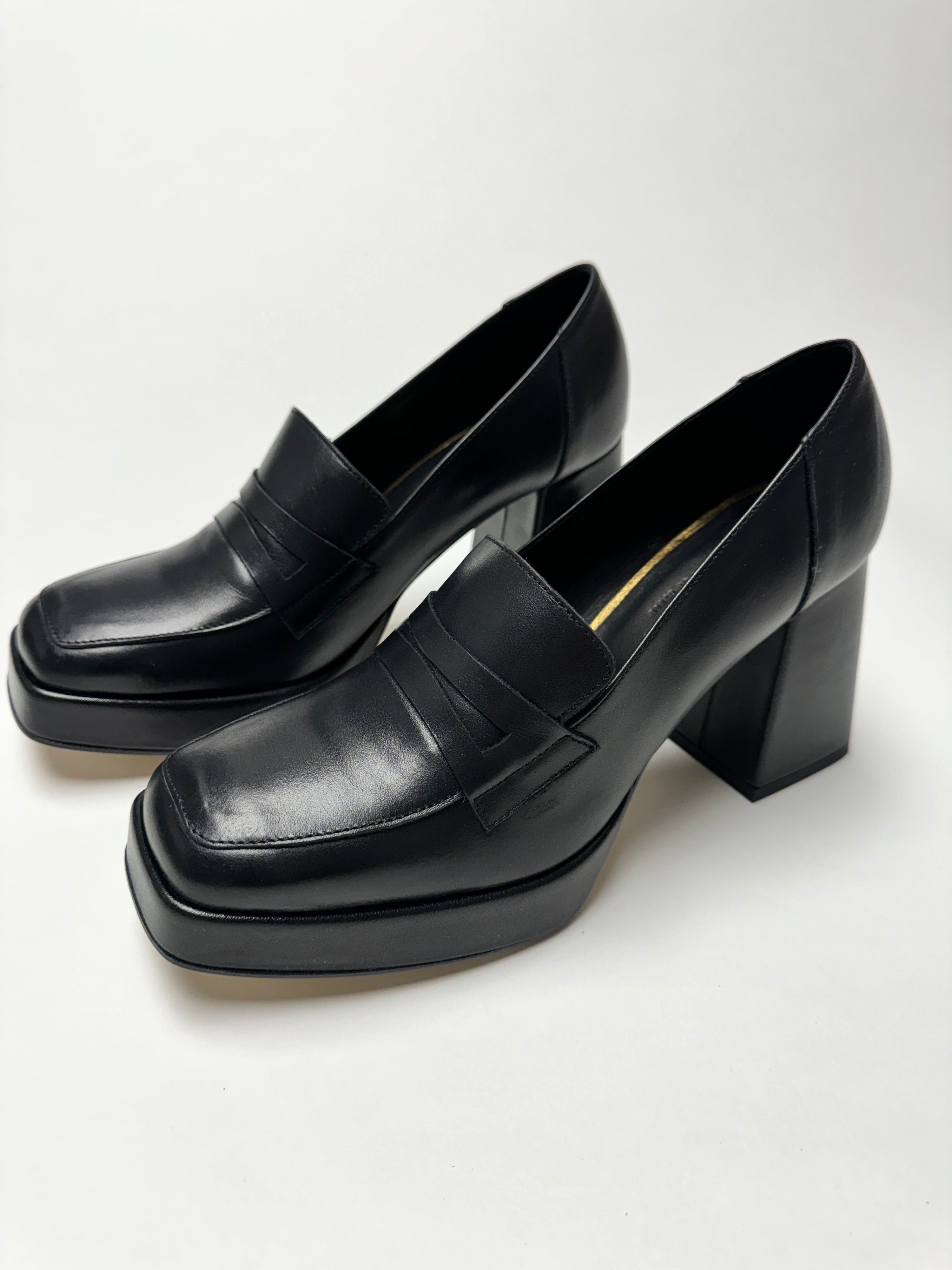 LEO BOUTIQUE effie loafer pump black SISTER X SOEUR