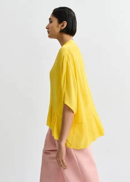 LEO BOUTIQUE Jacaranda Johnny Crepe Shirt | Lemon Squeeze ESSENTIEL ANTWERP