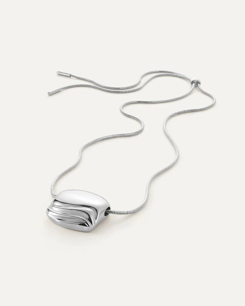 LEO BOUTIQUE Rue Pendant Necklace | Silver JENNYBIRD