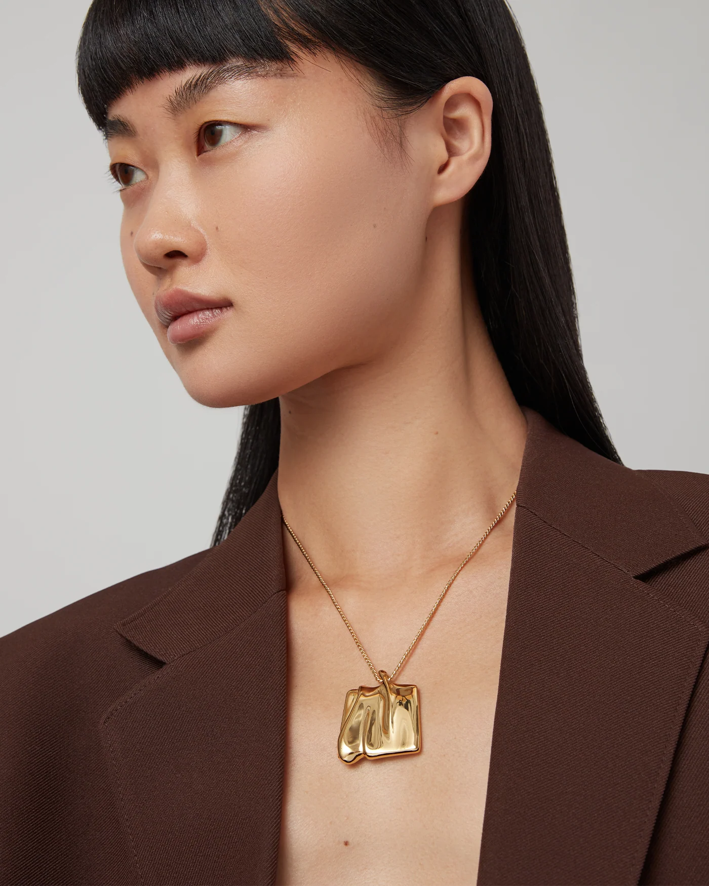 LEO BOUTIQUE Sundra Pendant Necklace Large | Gold JENNYBIRD