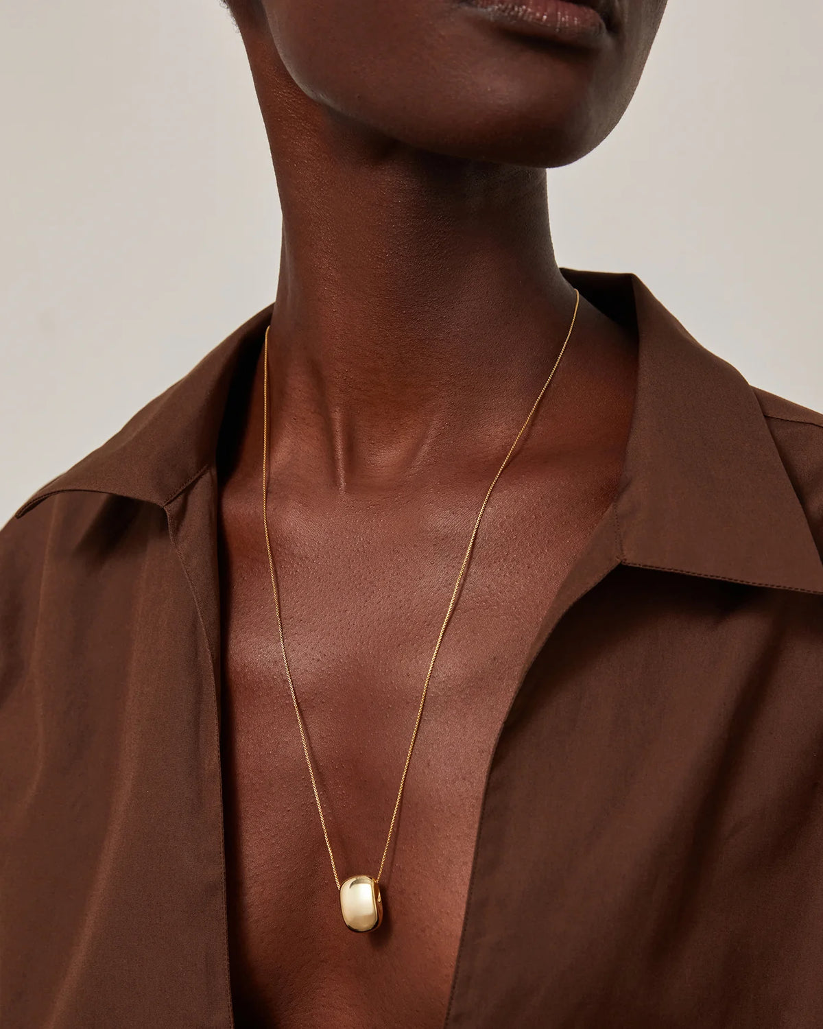 LEO BOUTIQUE Leon Pendant Necklace | Gold JENNYBIRD 