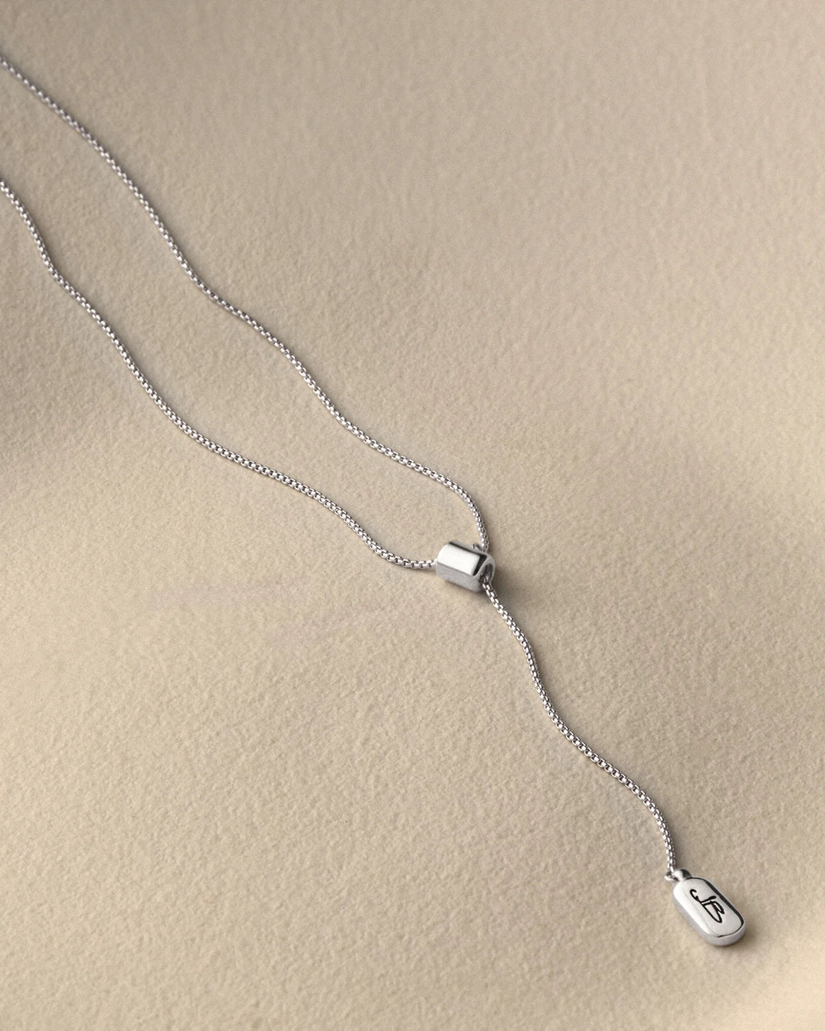LEO BOUTIQUE Leon Necklace Pendant | Silver JENNYBIRD 
