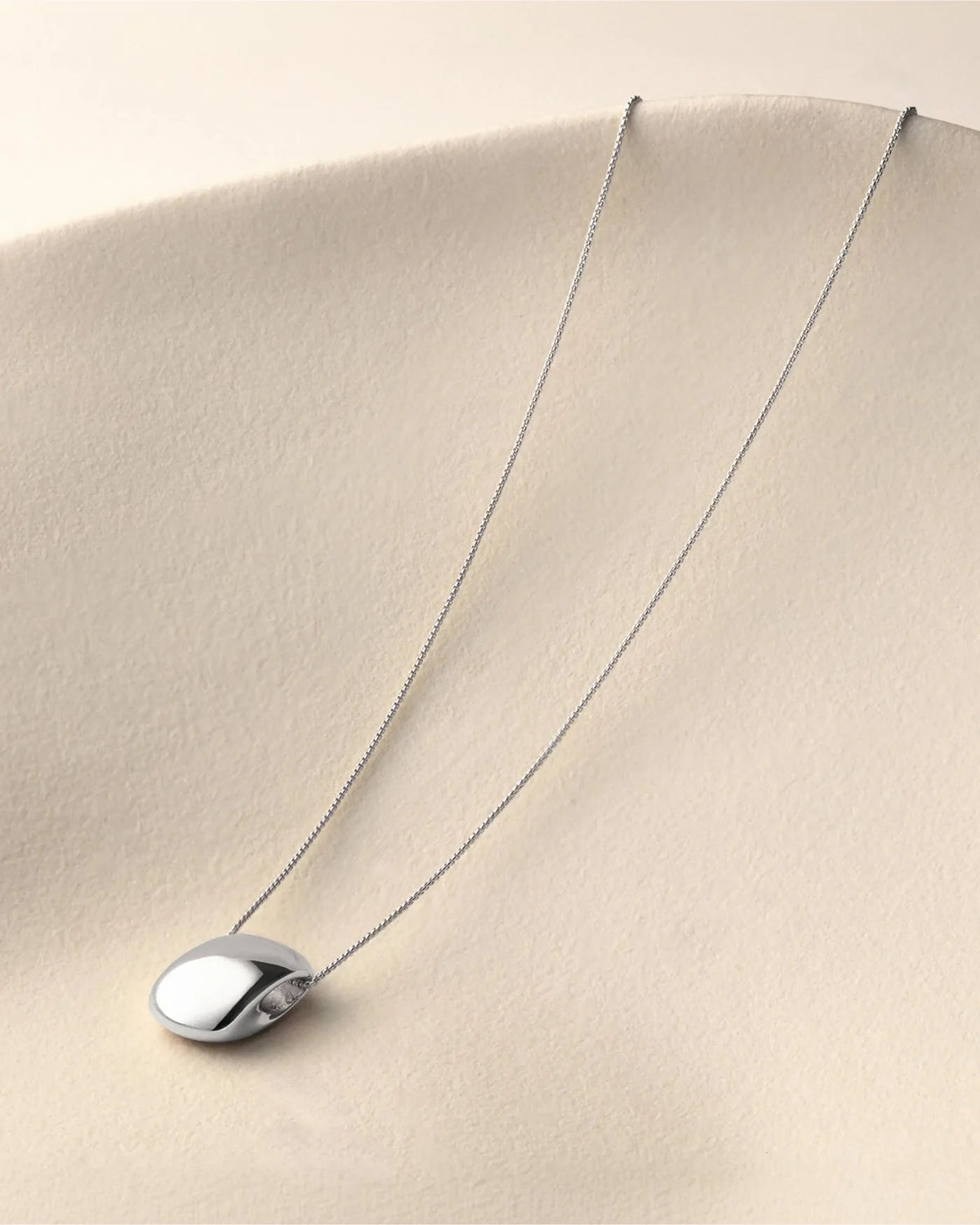 LEO BOUTIQUE Leon Necklace Pendant | Silver JENNYBIRD 