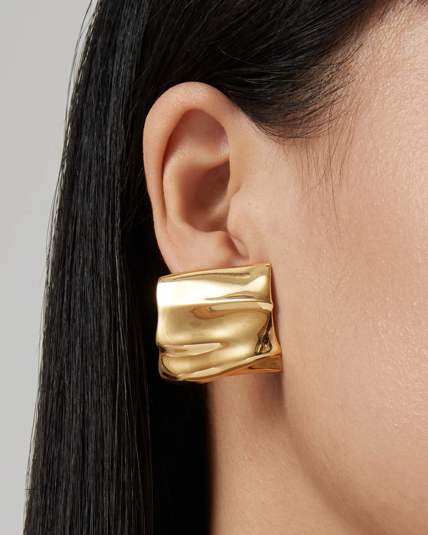 LEO BOUTIQUE Sundra Earrings | Gold JENNYBIRD 