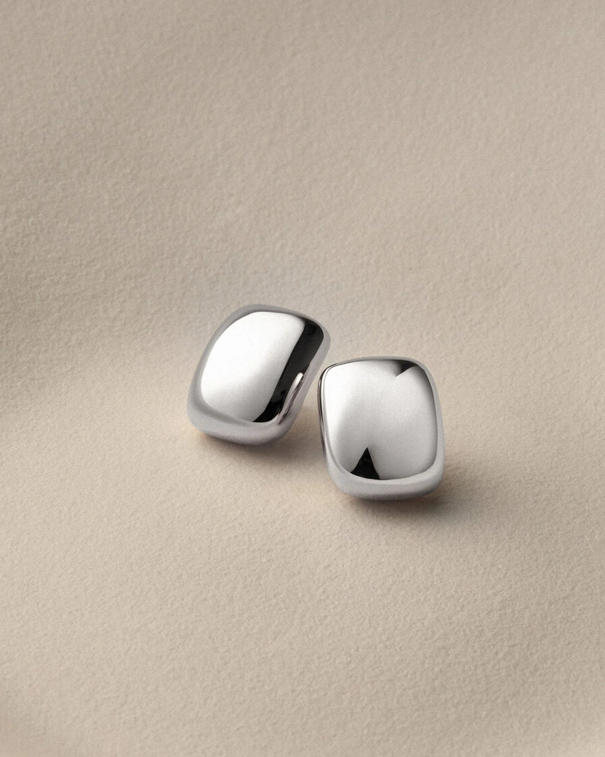 LEO BOUTIQUE Small Tate Earring | Silver JENNY BIRD 