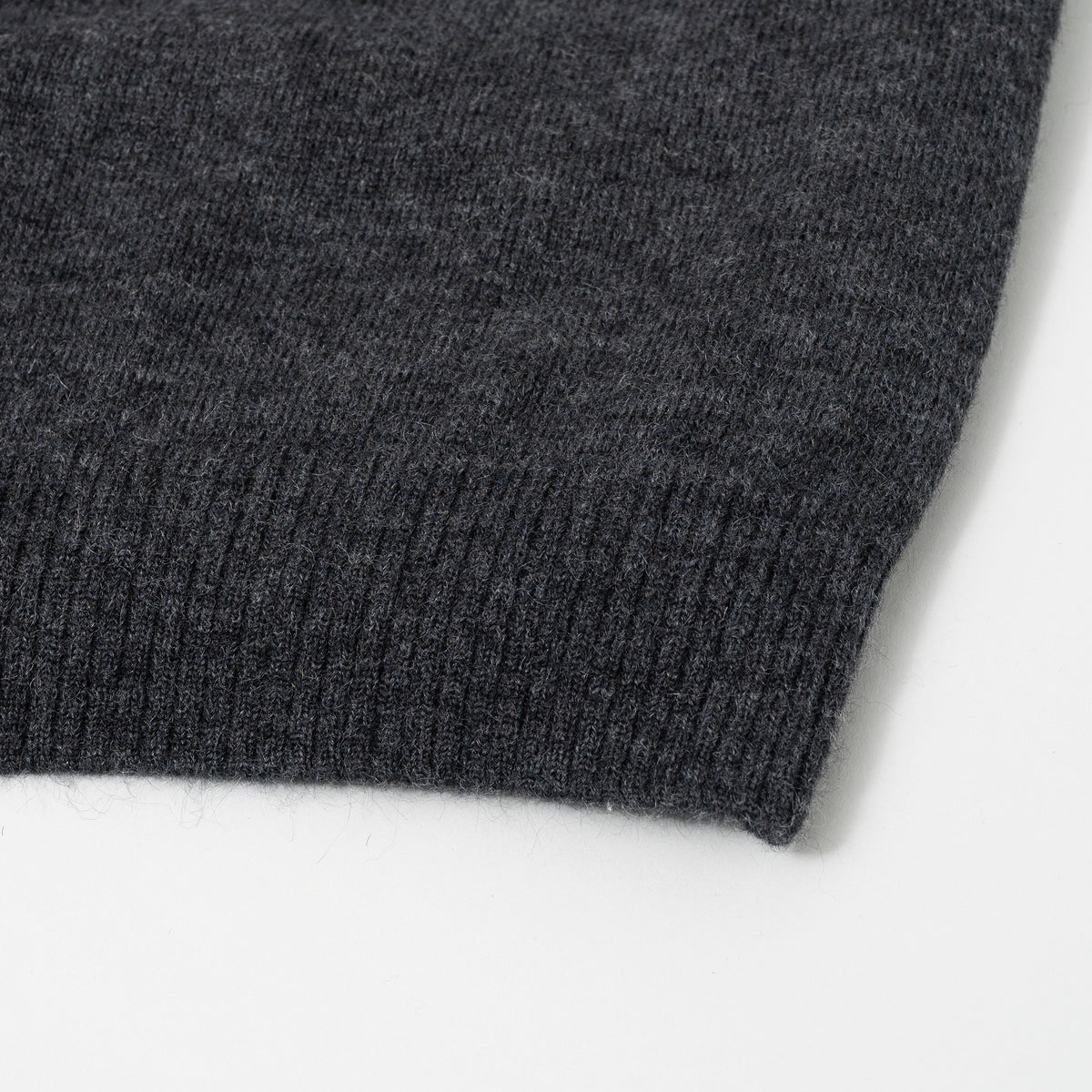 STILL BY HAND Wool Mohair 10G Pullover | Charcoal LEO BOUTIQUE
