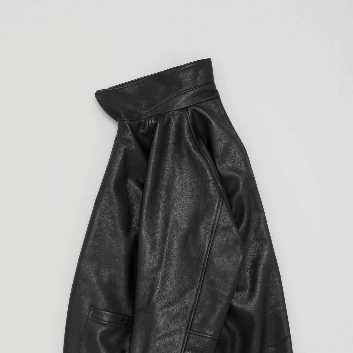 STILL BY HAND Leather Half Coat | Black LEO BOUTIQUE