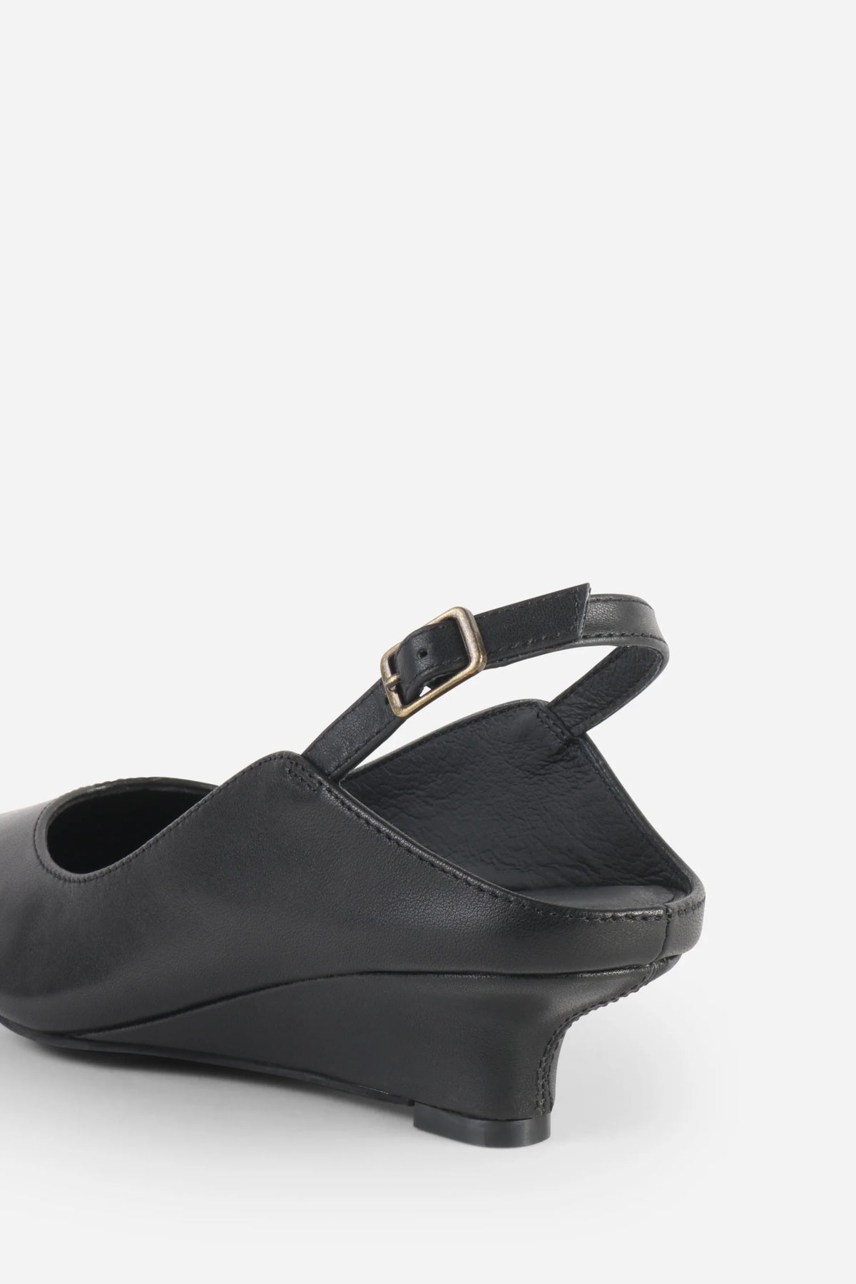 LEO BOUTIQUE Lift Micro Wedge Slingback Heel | Black INTENTIONALLY BLANK