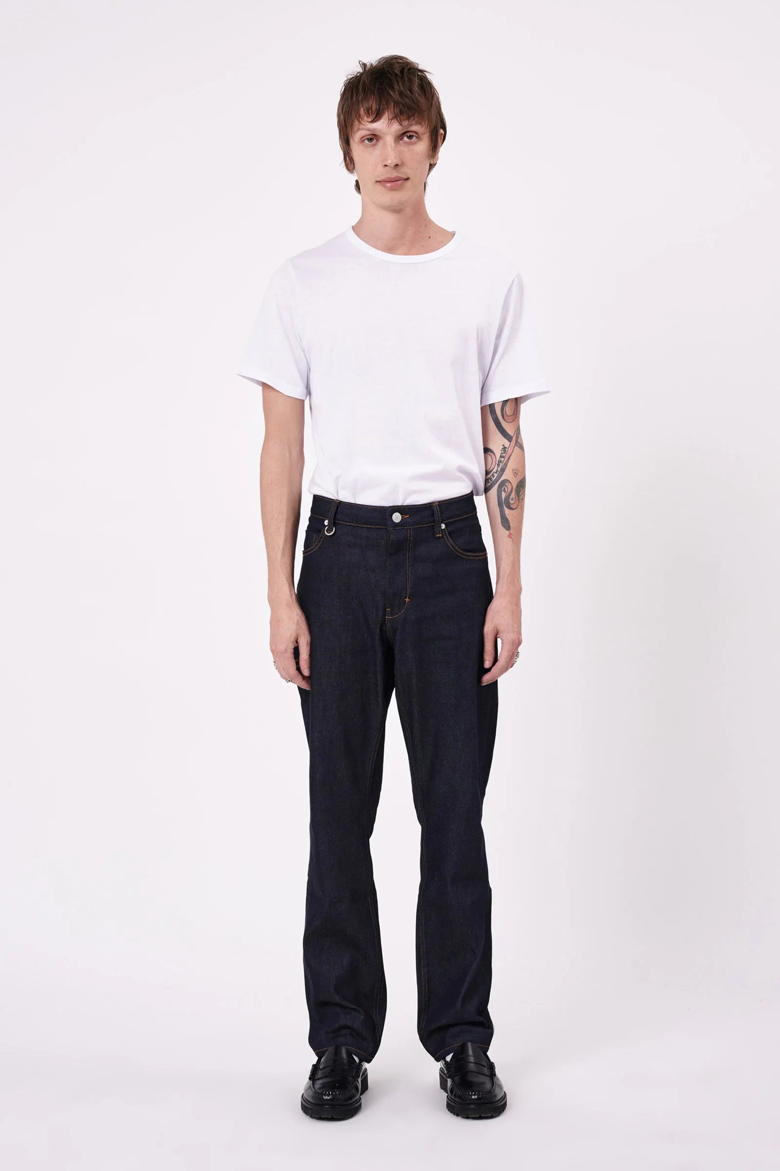NEUW DENIM Ray Straight Sharp | Indigo LEO BOUTIQUE