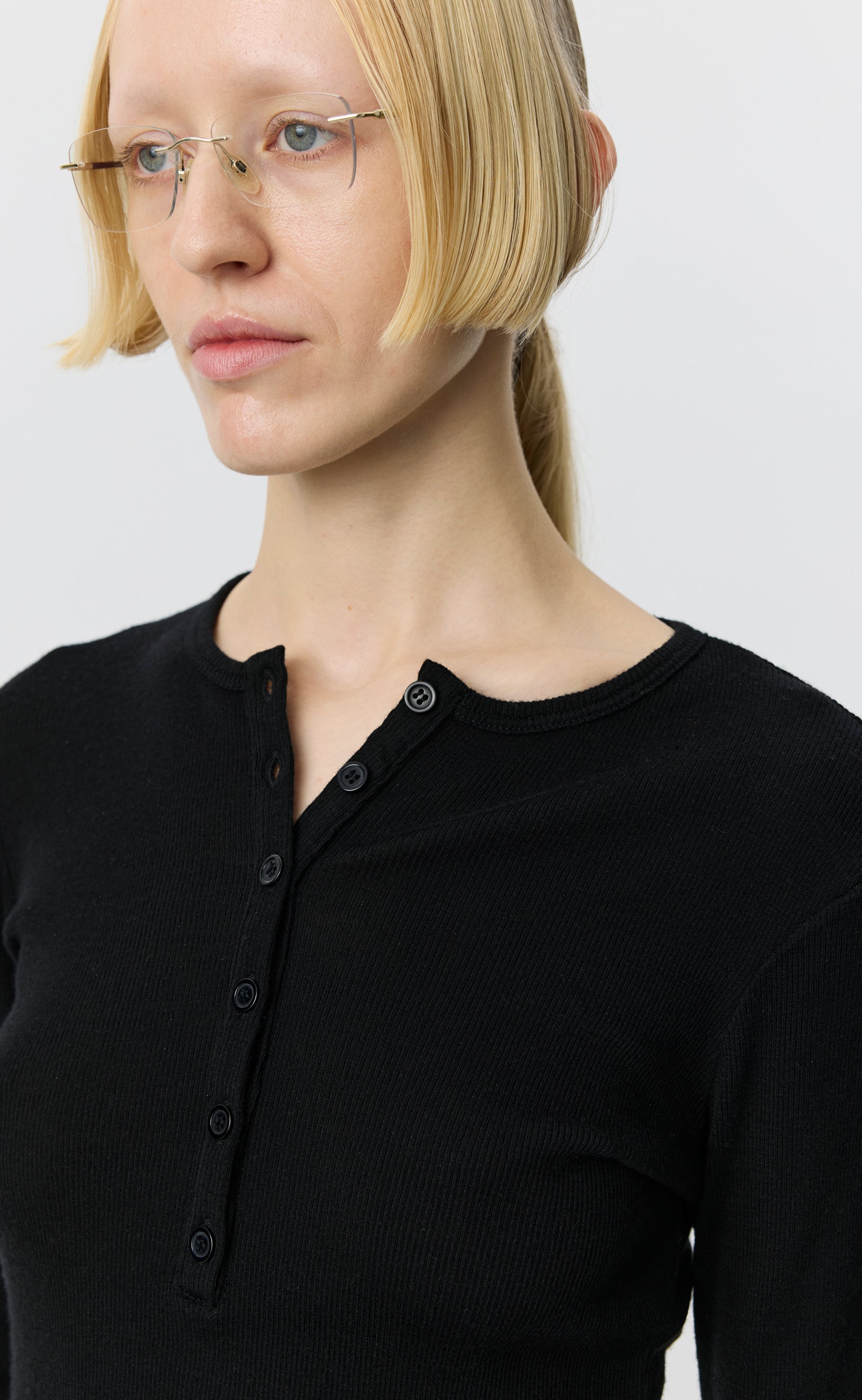 MFPEN LS Henley | Black Rib LEO BOUTIQUE