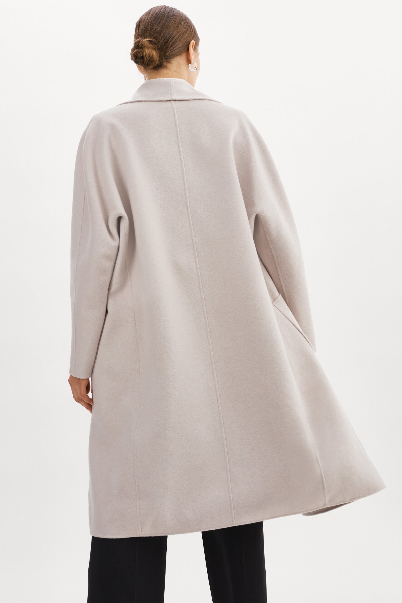 LEO BOUTIQUE Thara Shawl Collar Wool Coat | Feather Grey LAMARQUE