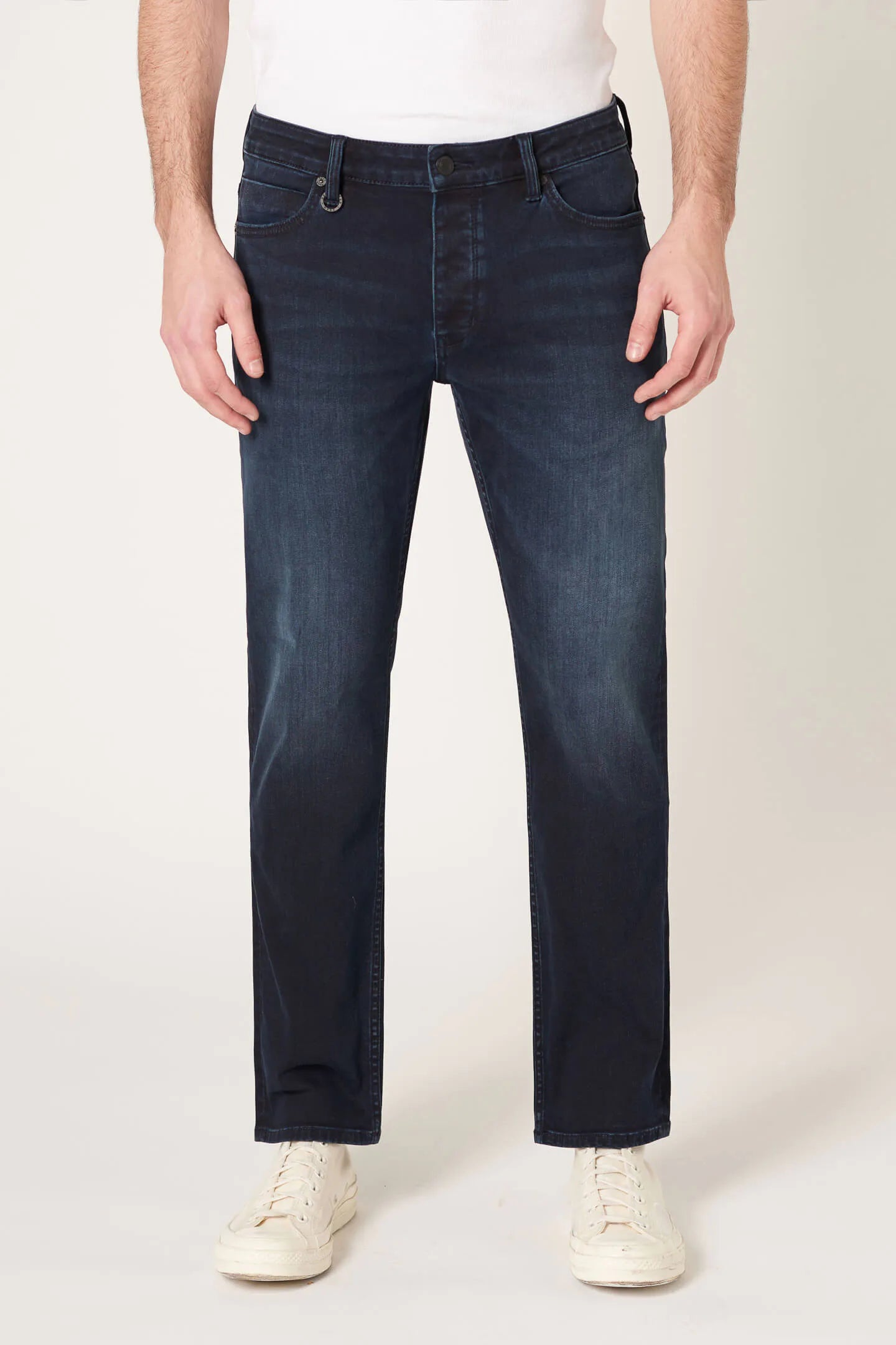 NEUW DENIM Lou Straight | Polar LEO BOUTIQUE