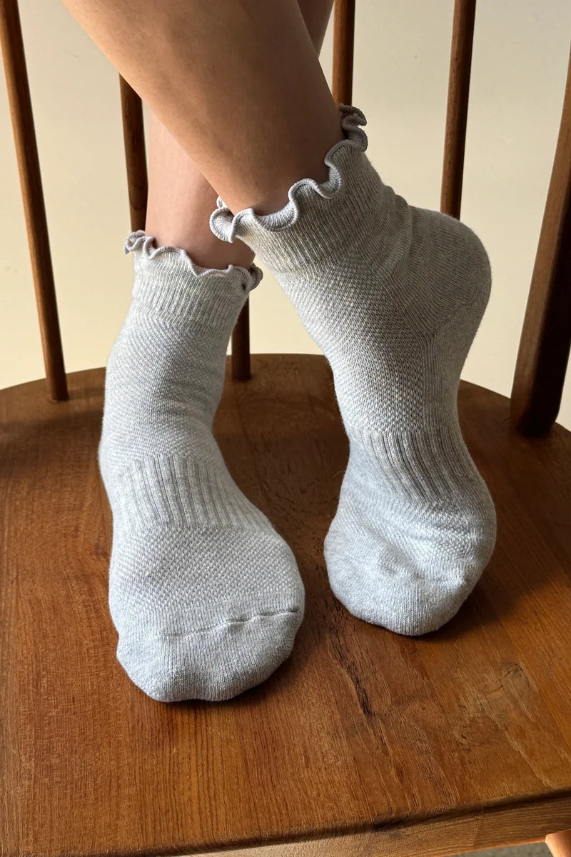 Ruffled Hugger Crew Socks | Grey/Red