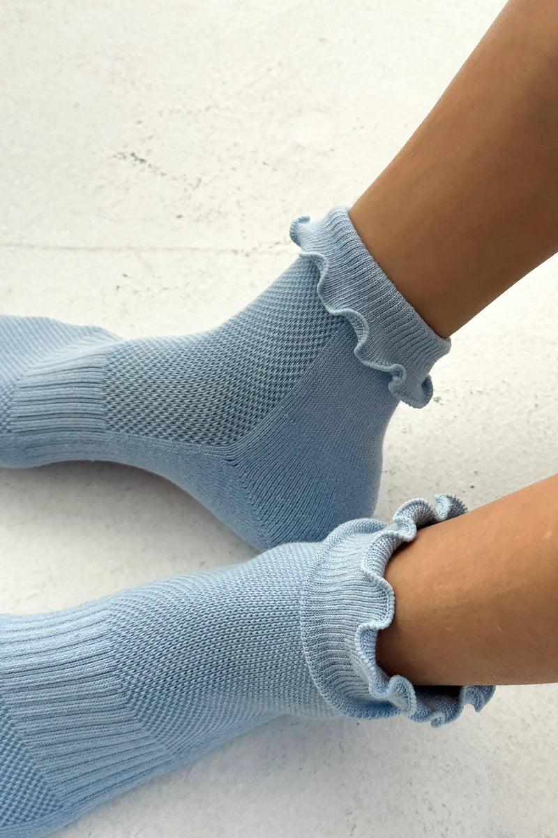 Ruffled Hugger Crew Socks | Periwinkle/Red