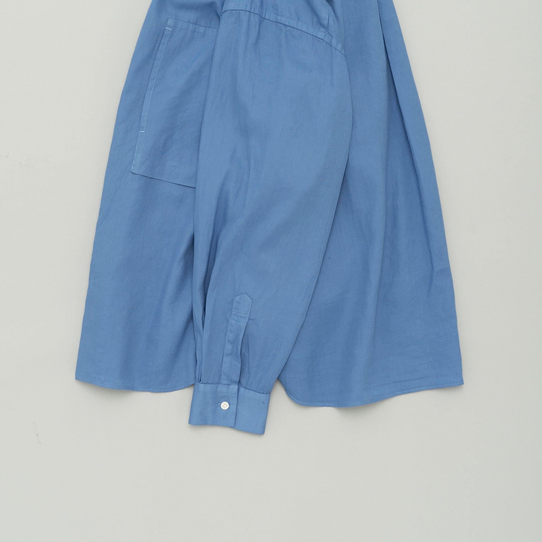 STILL BY HAND Garment Dye Overshirt | Sky Blue LEO BOUTIQUE