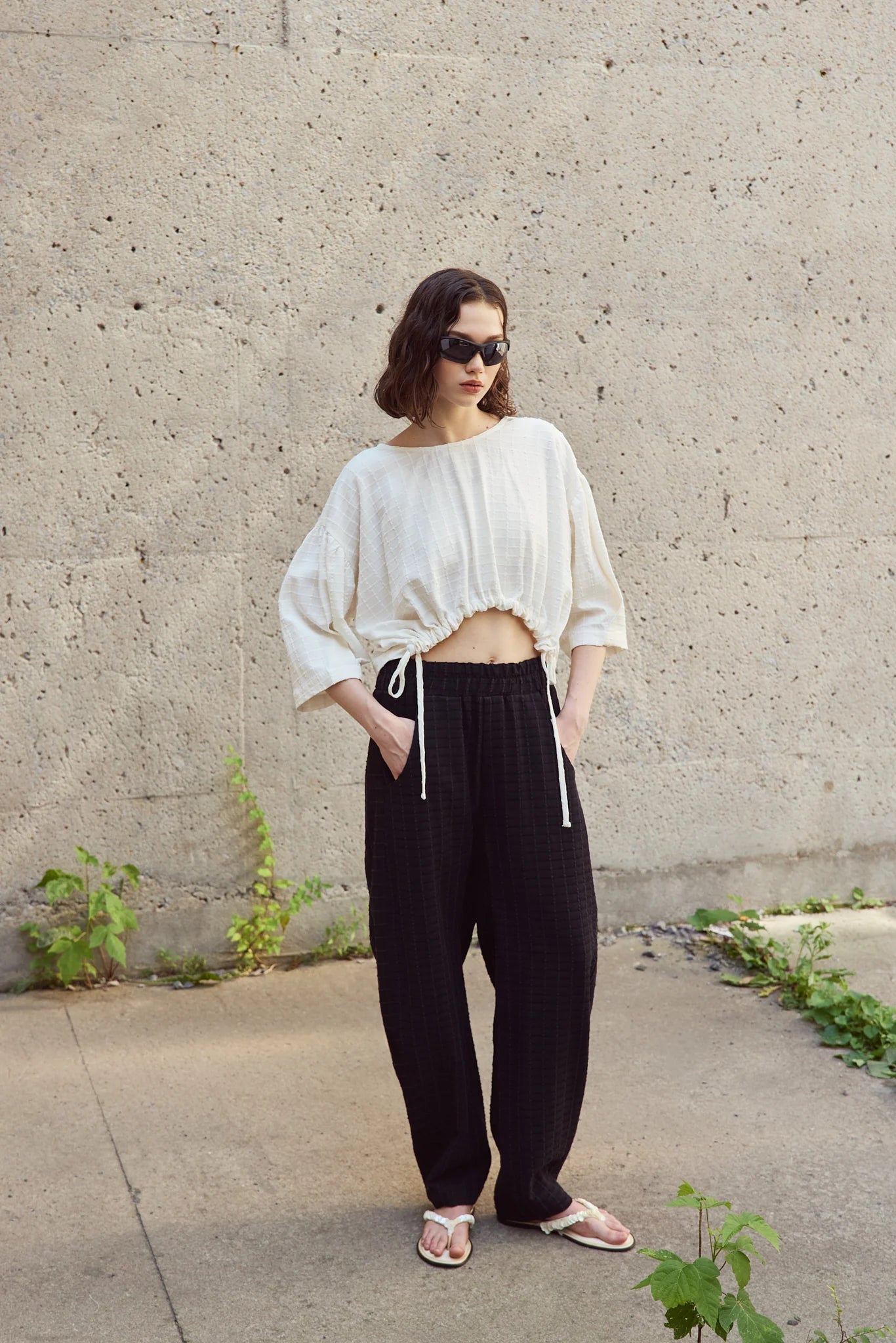 LEO BOUTIQUE Shepherd Elastic Waist Pants | Black EVE GRAVEL