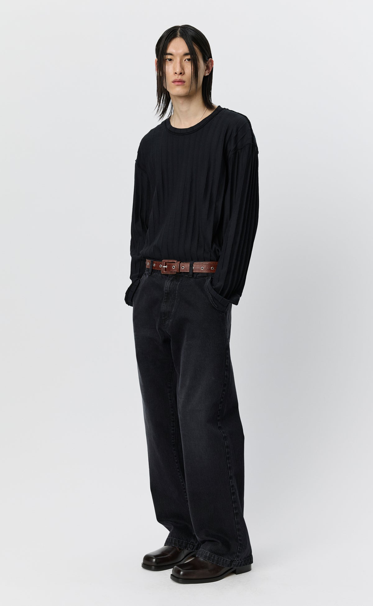 MFPEN Straight Cut Jeans | Faded Black LEO BOUTIQUE