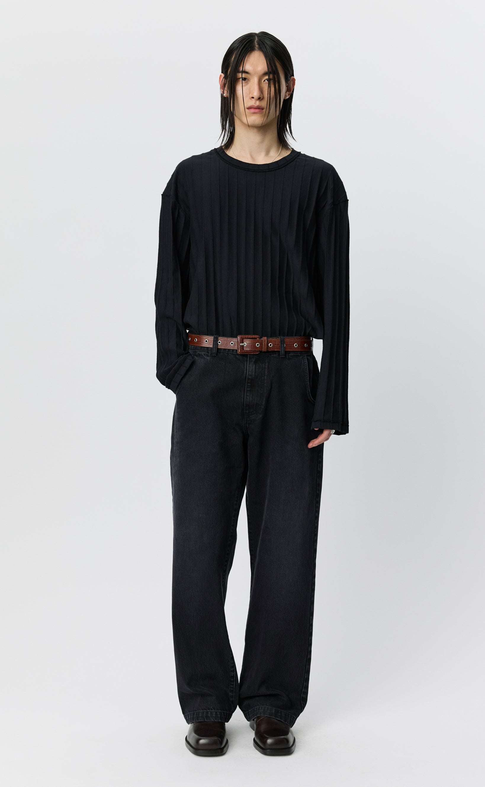MFPEN Straight Cut Jeans | Faded Black LEO BOUTIQUE