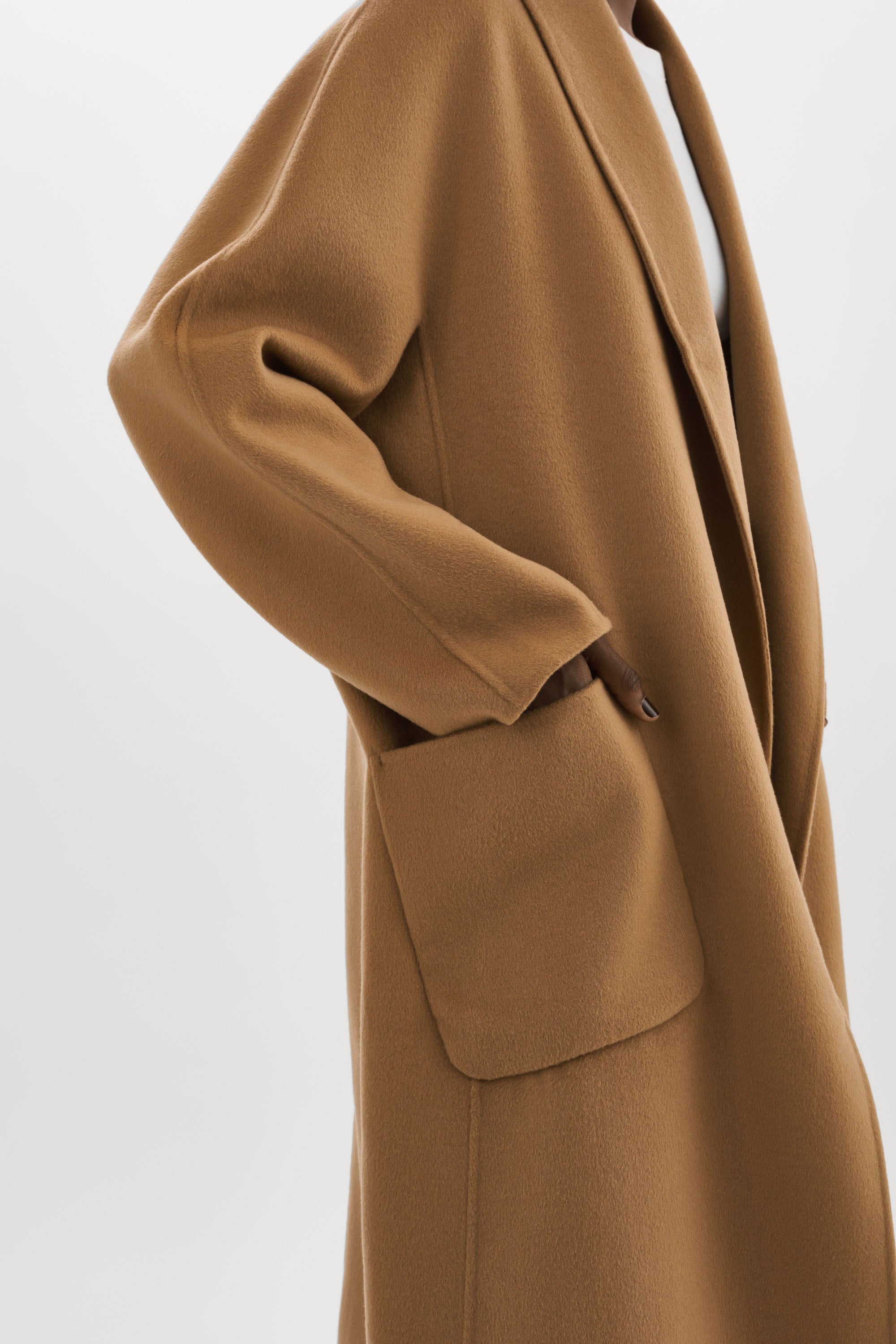 LEO BOUTIQUE Thara Shawl Collar Wool Coat | Camel LAMARQUE