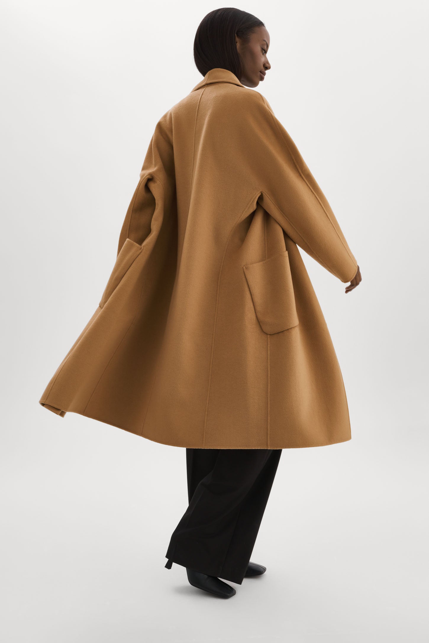 LEO BOUTIQUE Thara Shawl Collar Wool Coat | Camel LAMARQUE