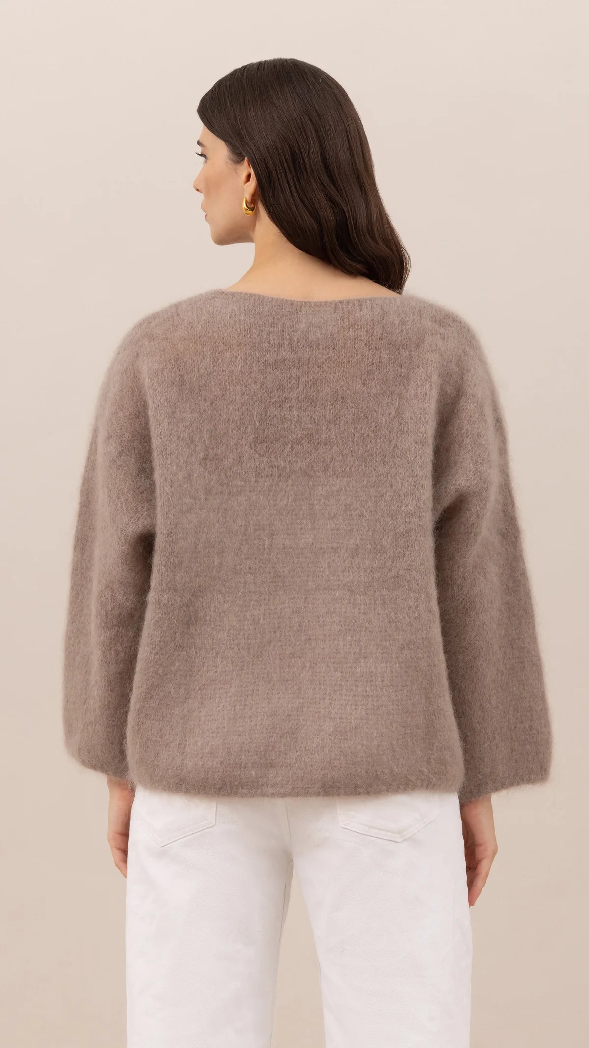 LEO BOUTIQUE Tess Mohair V-Neck Sweater | Taupe CHARLI 