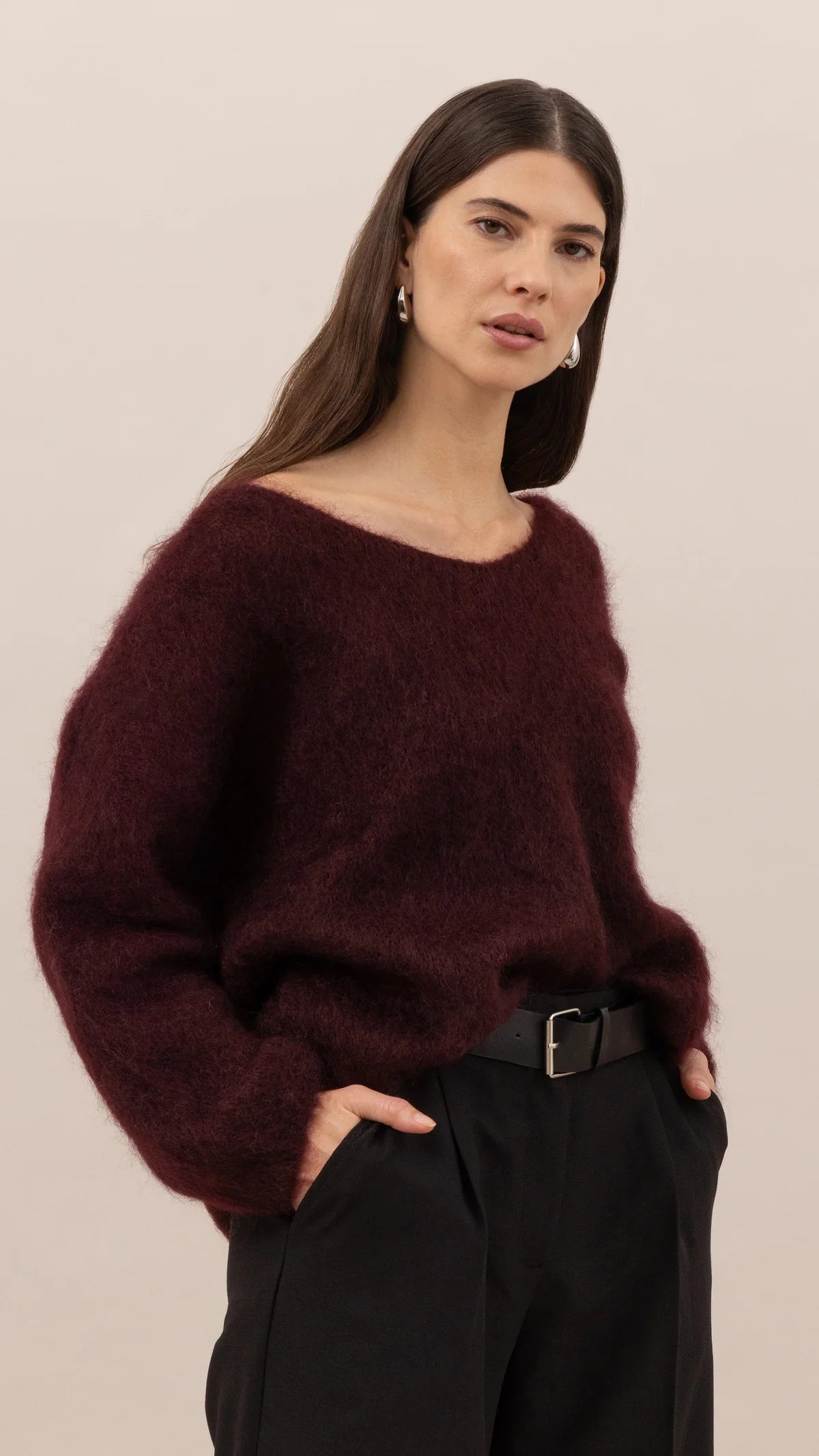 LEO BOUTIQUE Tess Mohair V-Neck Sweater | Wine CHARLI 