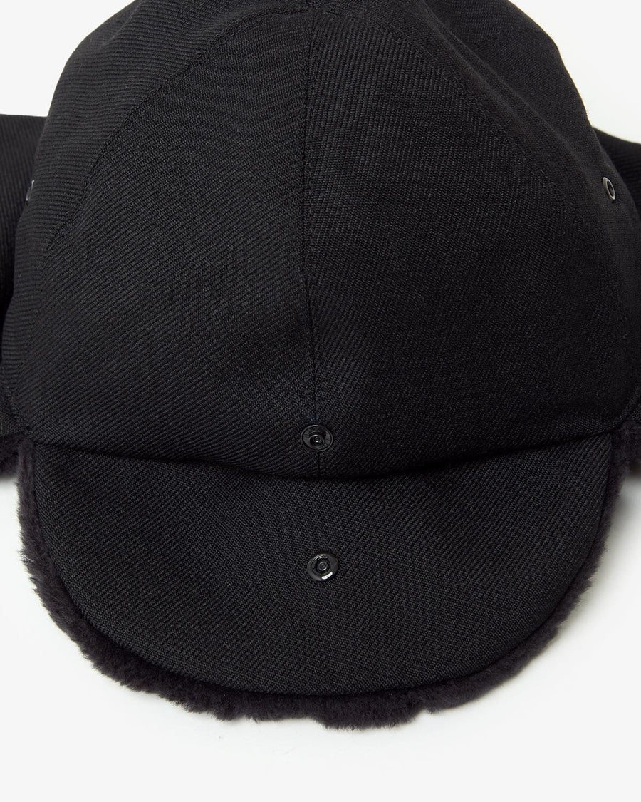 STILL BY HAND Comes And Goes Dry Wool Bomber Cap | Black LEO BOUTIQUE