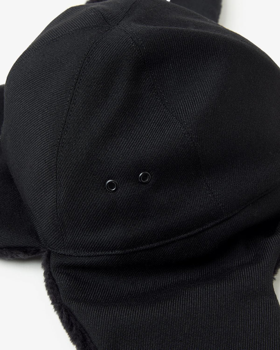 STILL BY HAND Comes And Goes Dry Wool Bomber Cap | Black LEO BOUTIQUE