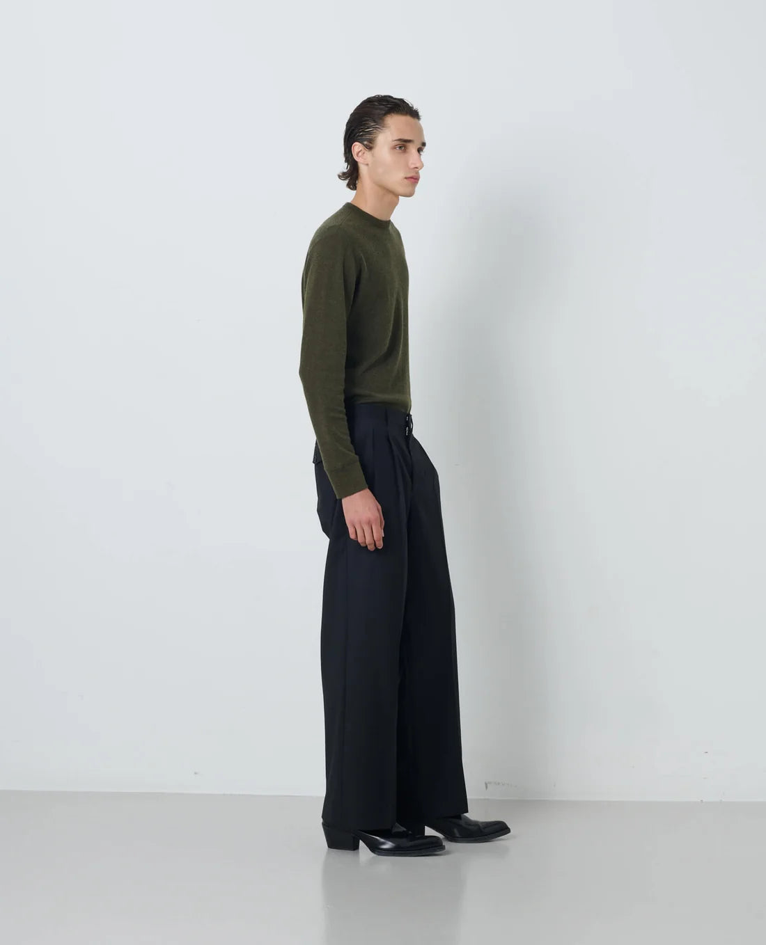 Wide Pleated Trouser | Black