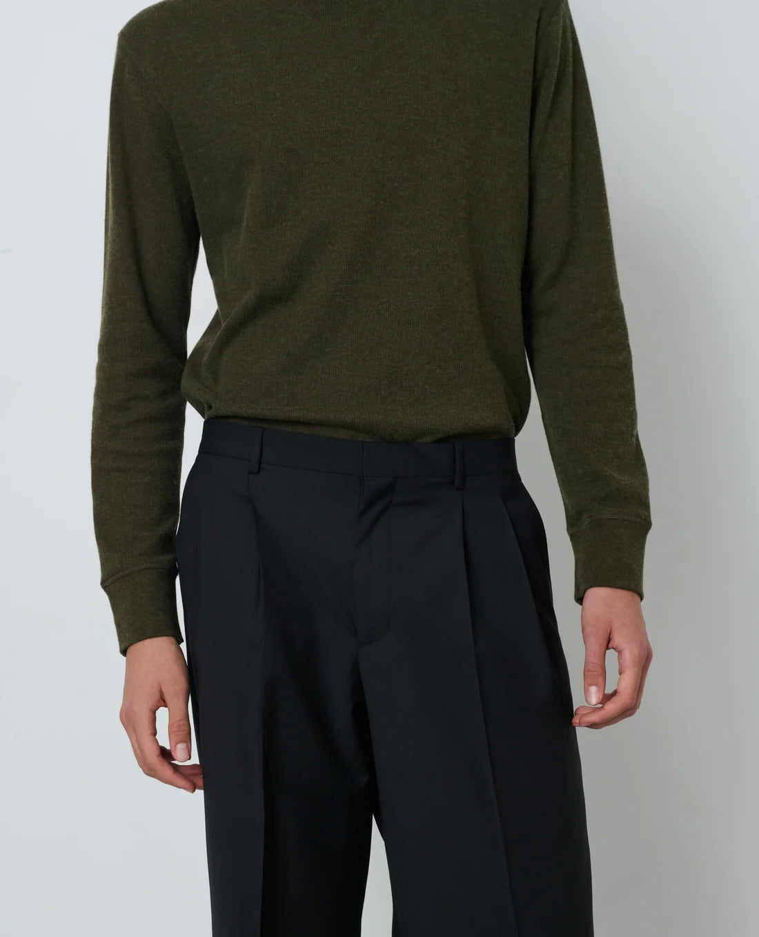 Wide Pleated Trouser | Black