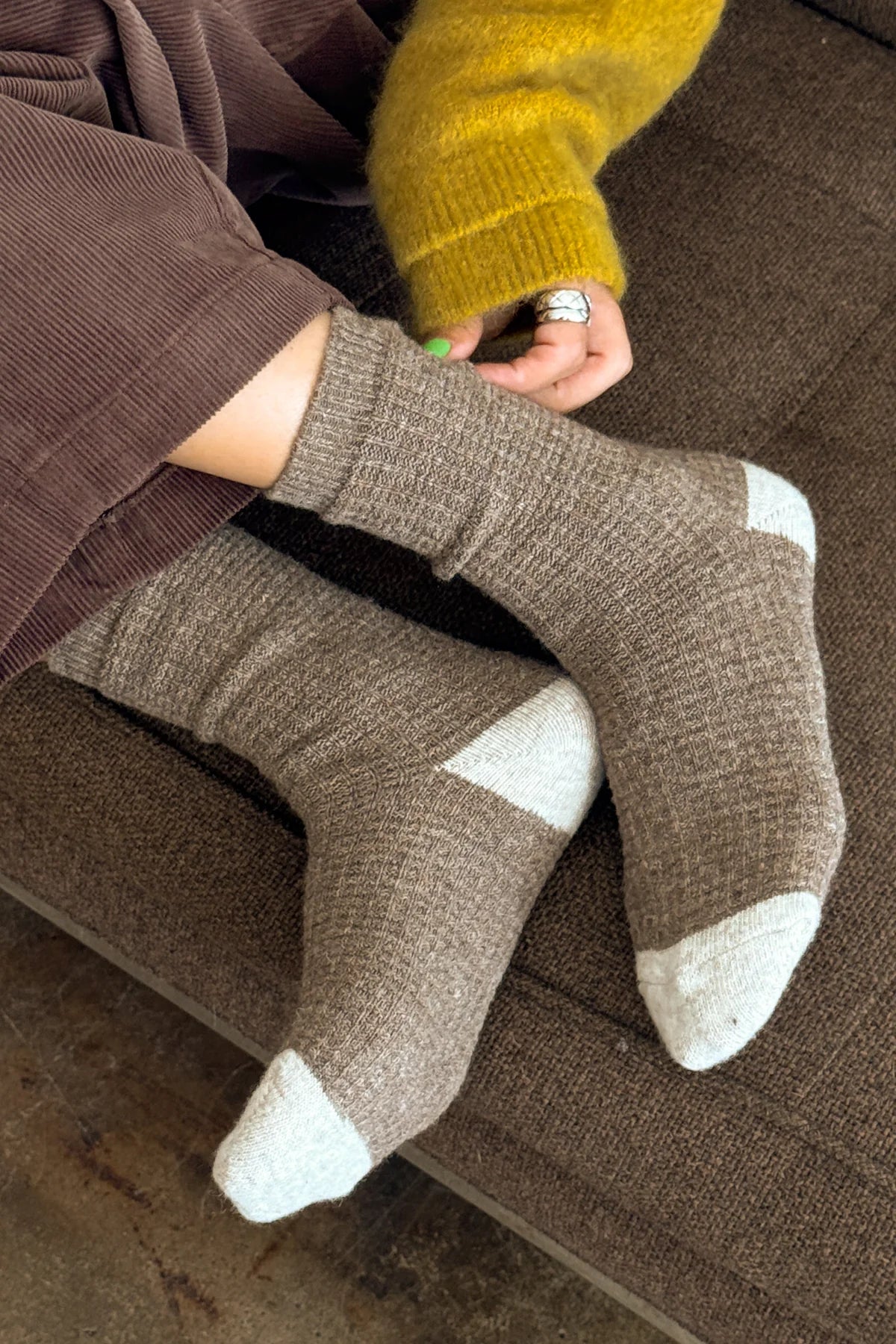 LEO BOUTIQUE Wool Waffled Socks | Brown/Oatmeal LE BON SHOPPE