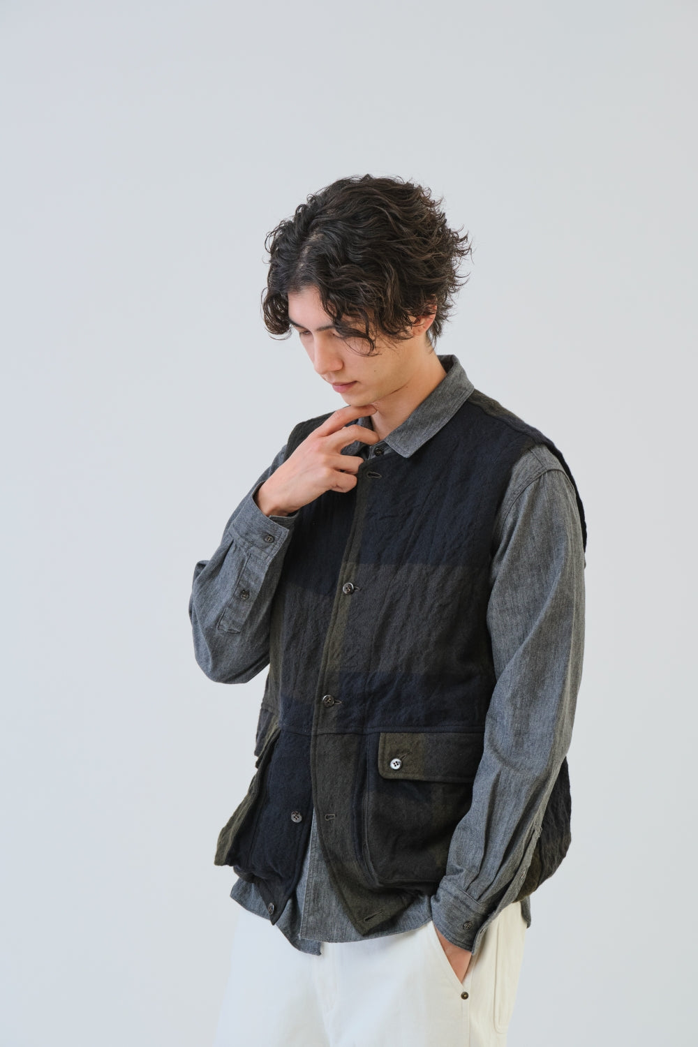 SAGE DE CRET WO Panel Check Washed Long Field Vest | Olive LEO BOUTIQUE