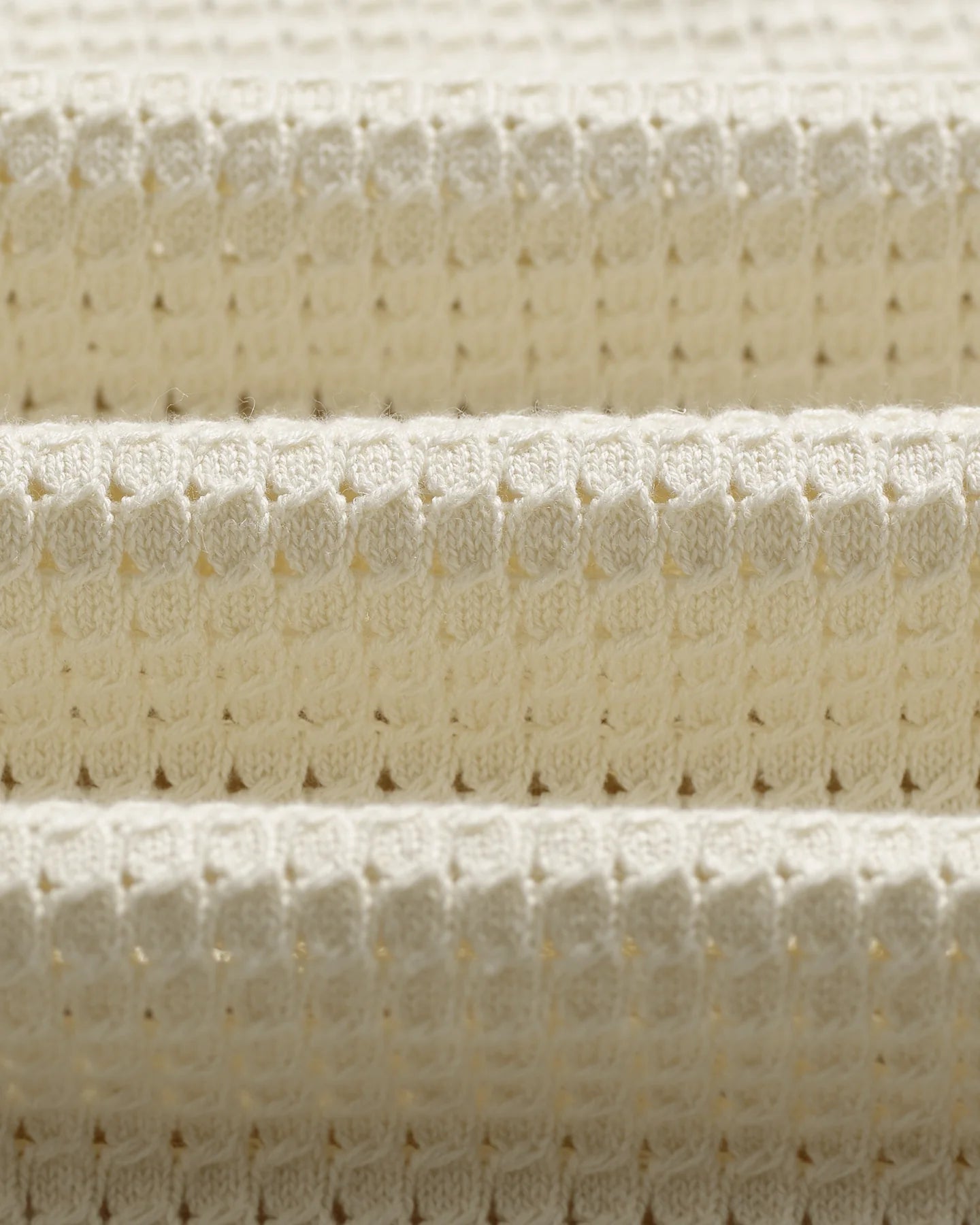 WAX LONDON Belle Shirt | Tipped Pointelle | Ecru / Pale Blue LEO BOUTI…