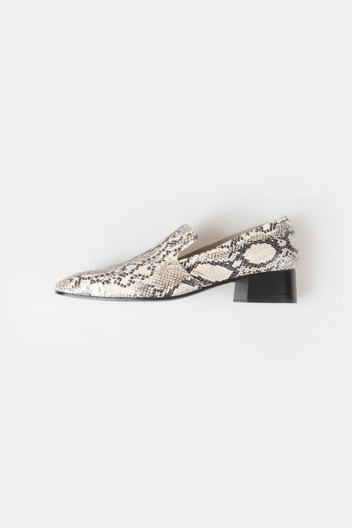 LEO BOUTIQUE Heeled Loafer Snake | Cream CORDERA
