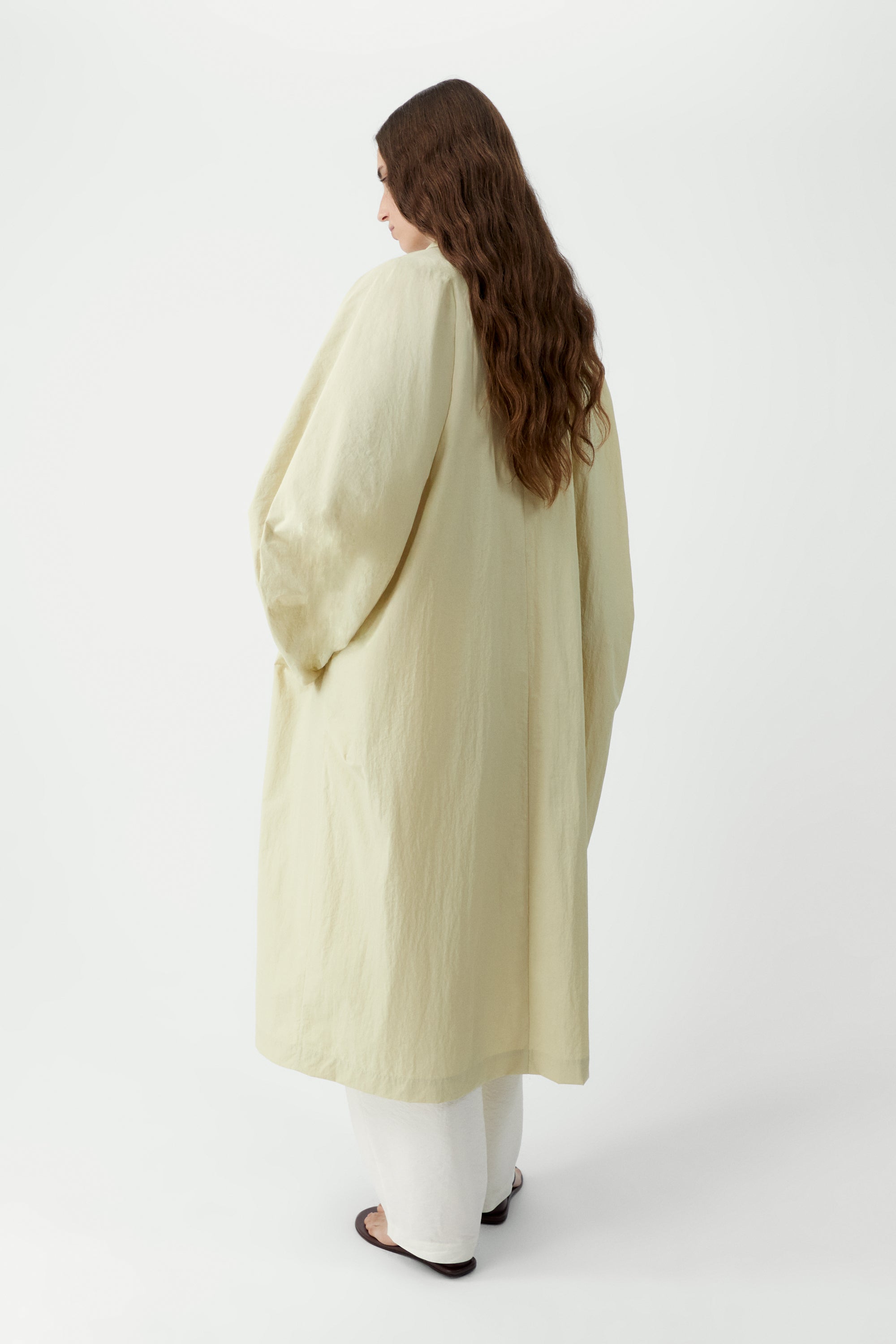 LEO BOUTIQUE Batwing Trench | Butter CORDERA