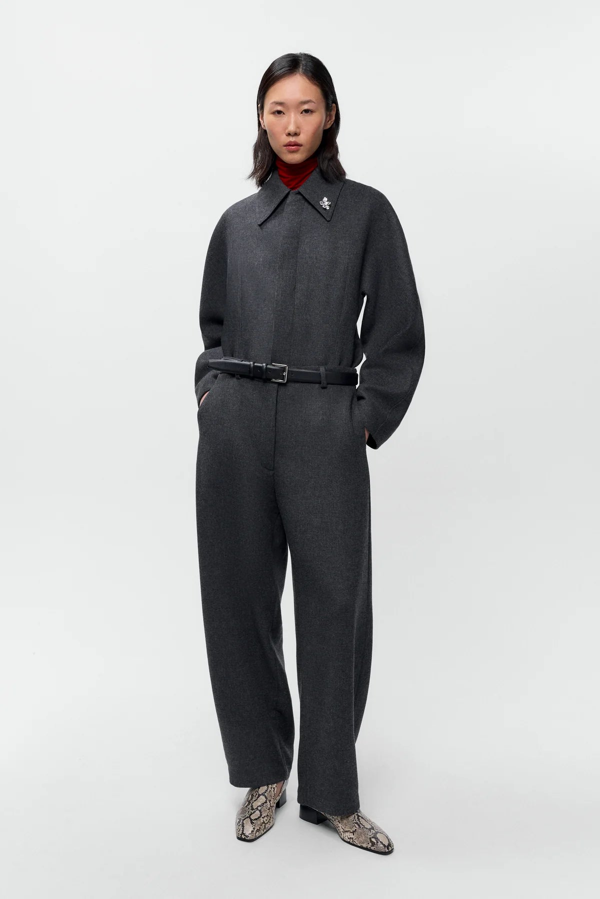 LEO BOUTIQUE Wool Curved Pants | Anthracite CORDERA