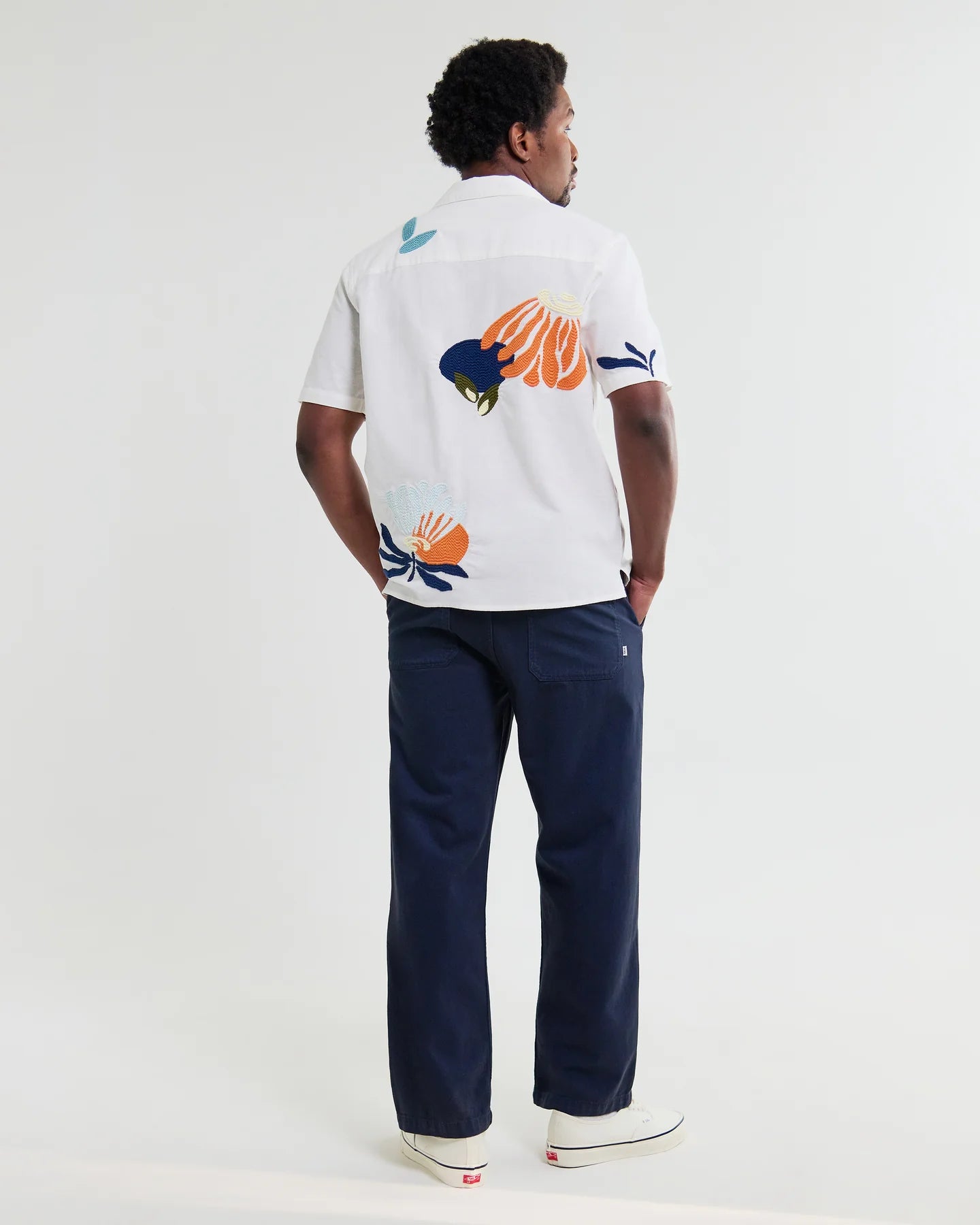 WAX LONDON Didcot Shirt | Chunky Stitch Flower Ecru/Multi LEO BOUTIQUE