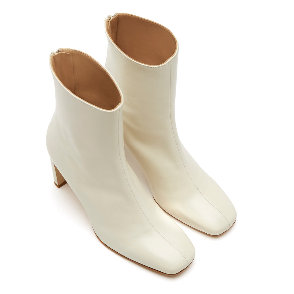 SISTER x SOEUR Estell Boot | Cream LEO BOUTIQUE