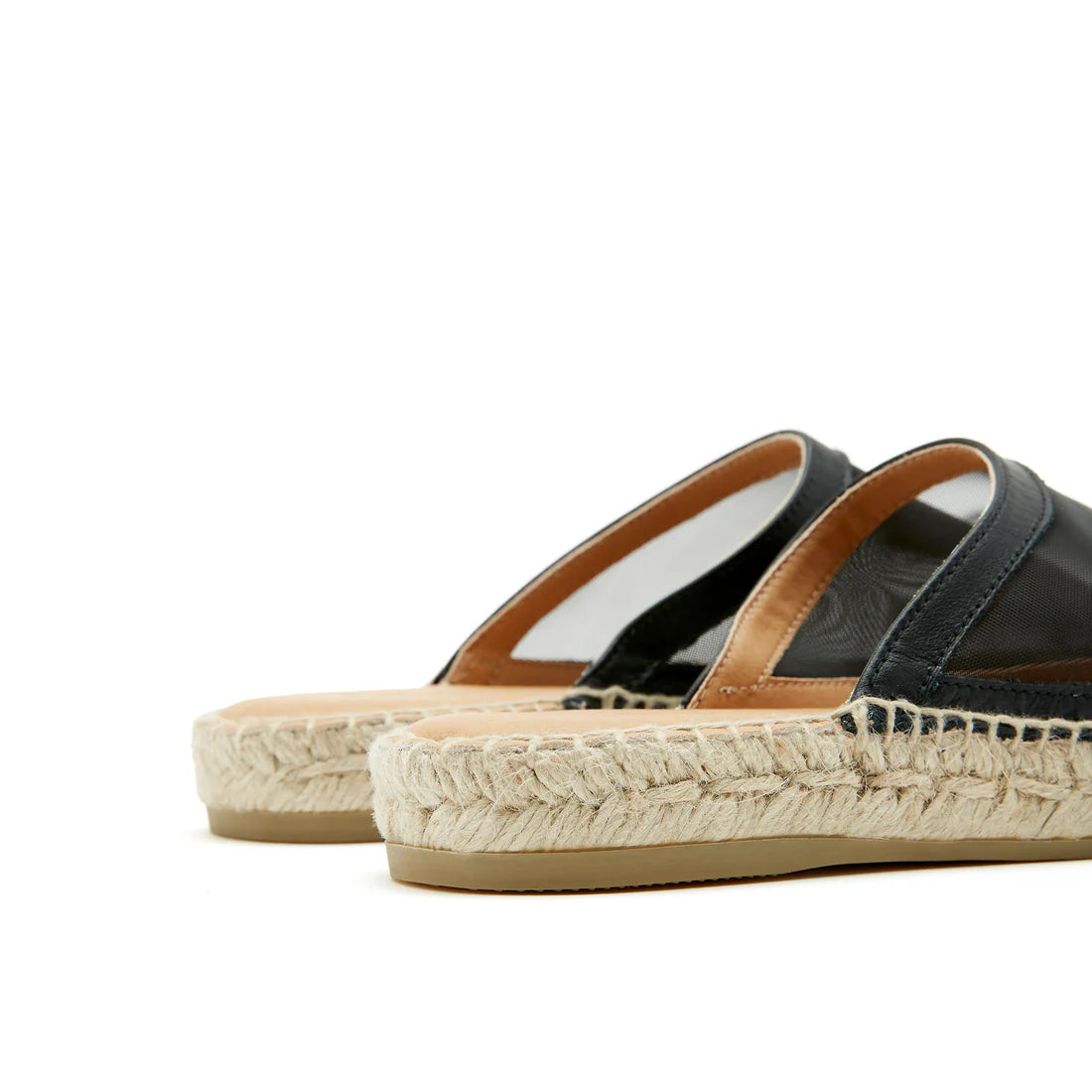 LEO BOUTIQUE Fossie Mesh Mule | Black SISTER X SOEUR 